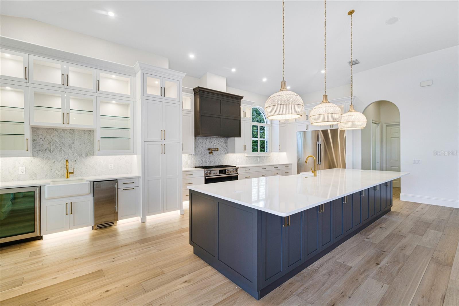 14100 DUKE HWY, ALVA, FL, 33920