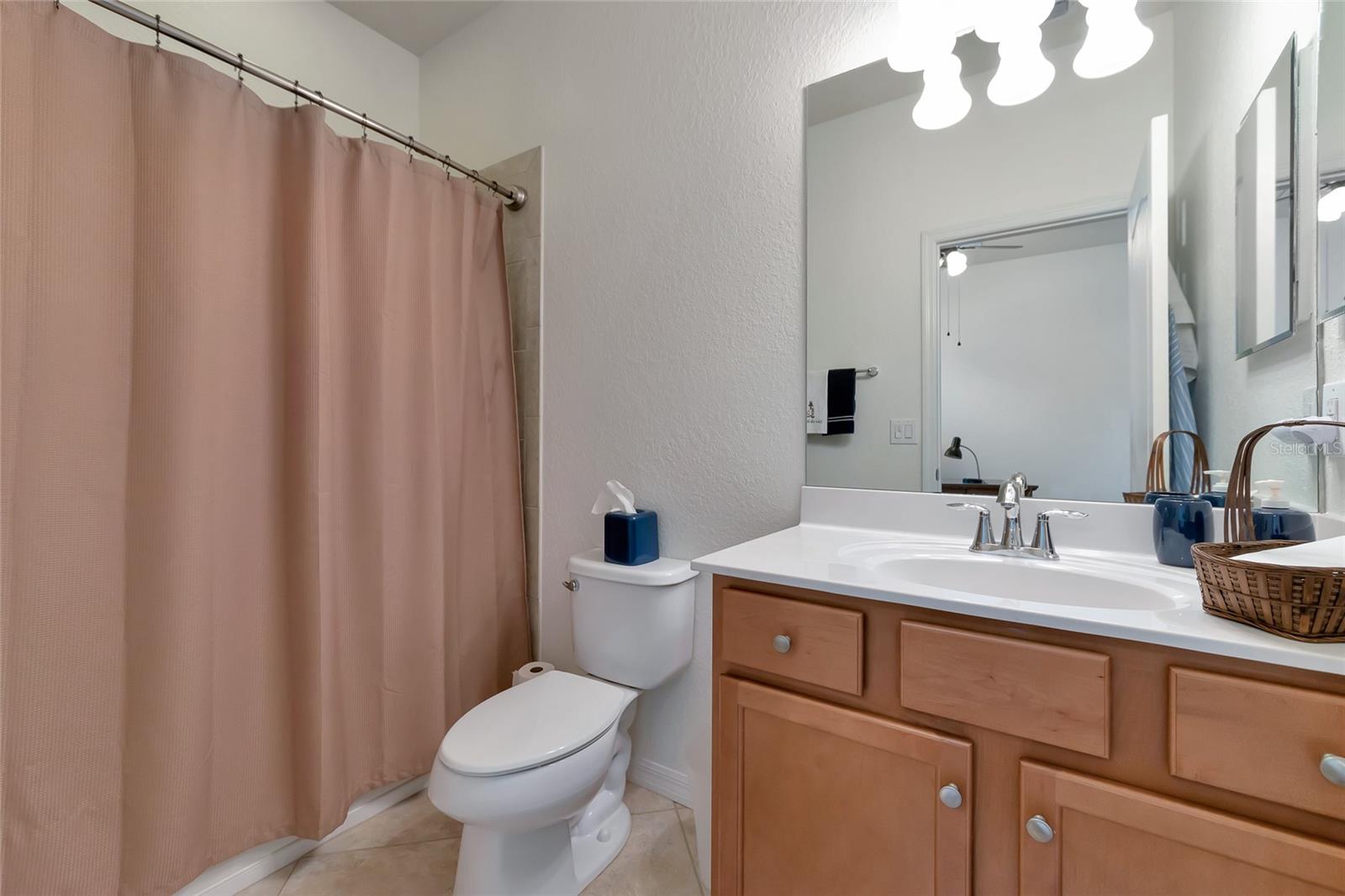 6814 WILLOWSHIRE WAY, BRADENTON, FL, 34212