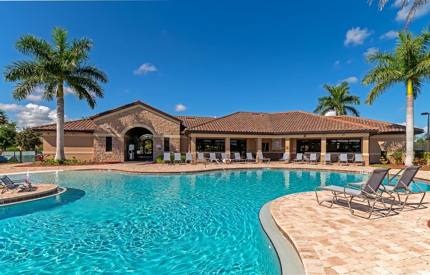 6814 WILLOWSHIRE WAY, BRADENTON, FL, 34212