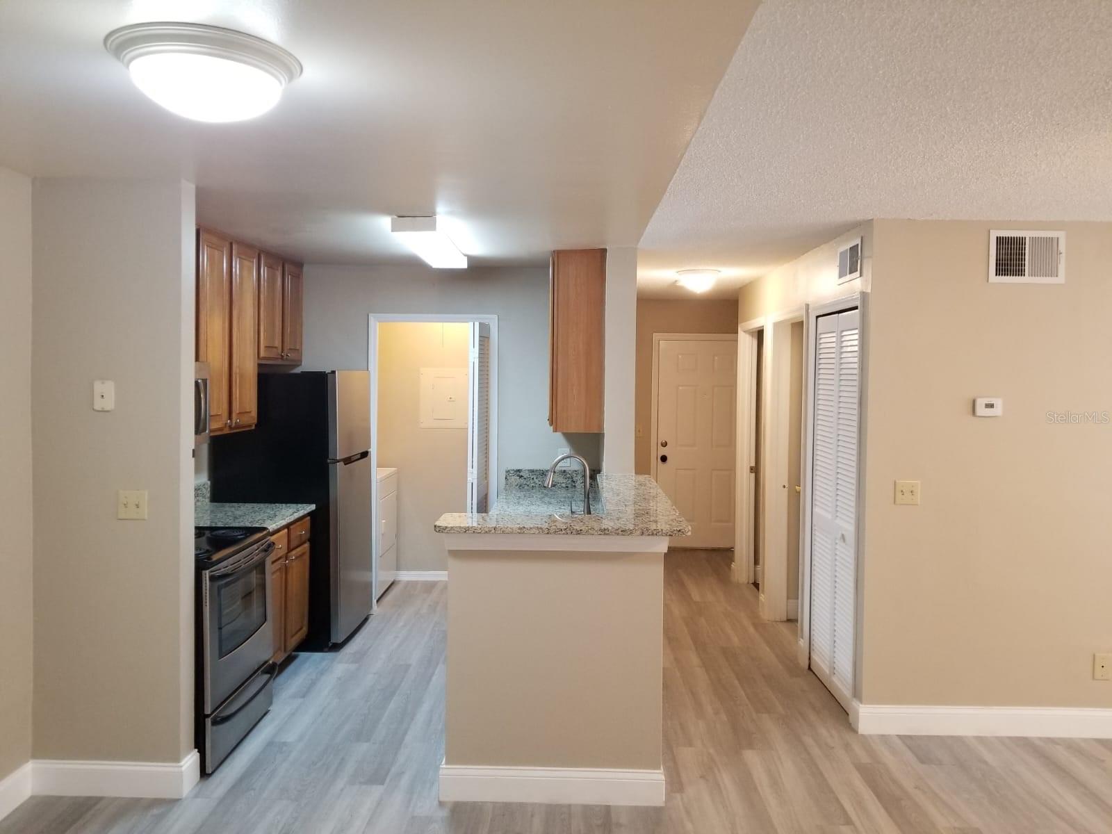 6130 WESTGATE DR #102, ORLANDO, FL, 32835