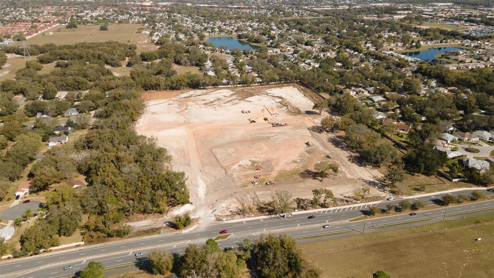 1135 HWY 466, LADY LAKE, FL, 32159