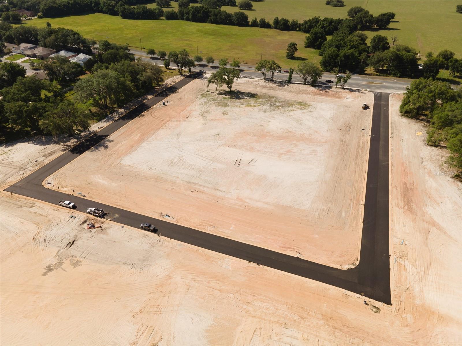 1135 HWY 466, LADY LAKE, FL, 32159