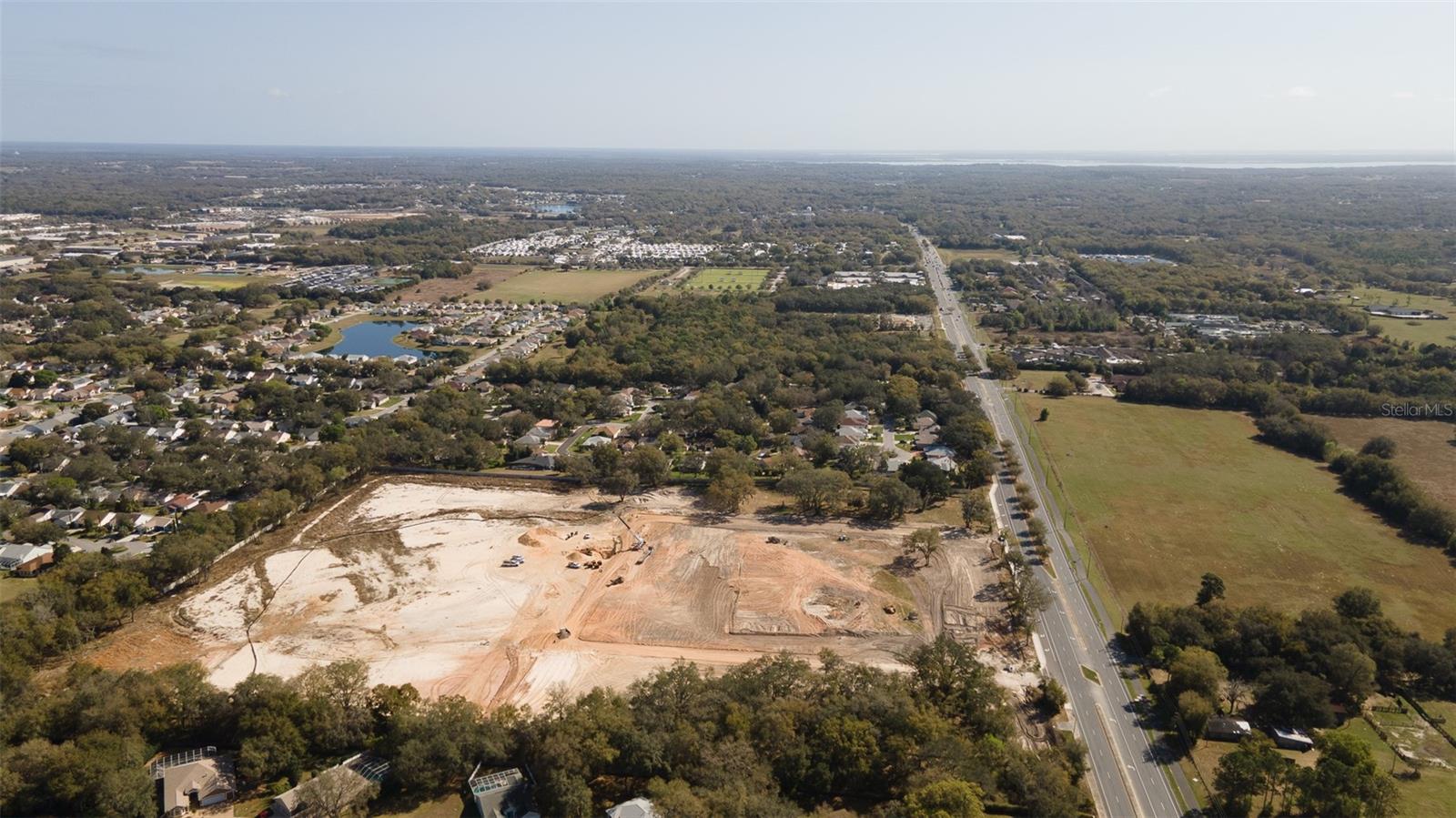 1135 HWY 466, LADY LAKE, FL, 32159