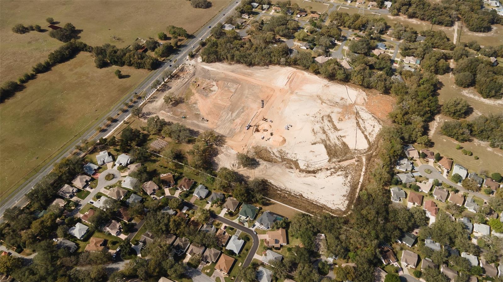 1135 HWY 466, LADY LAKE, FL, 32159