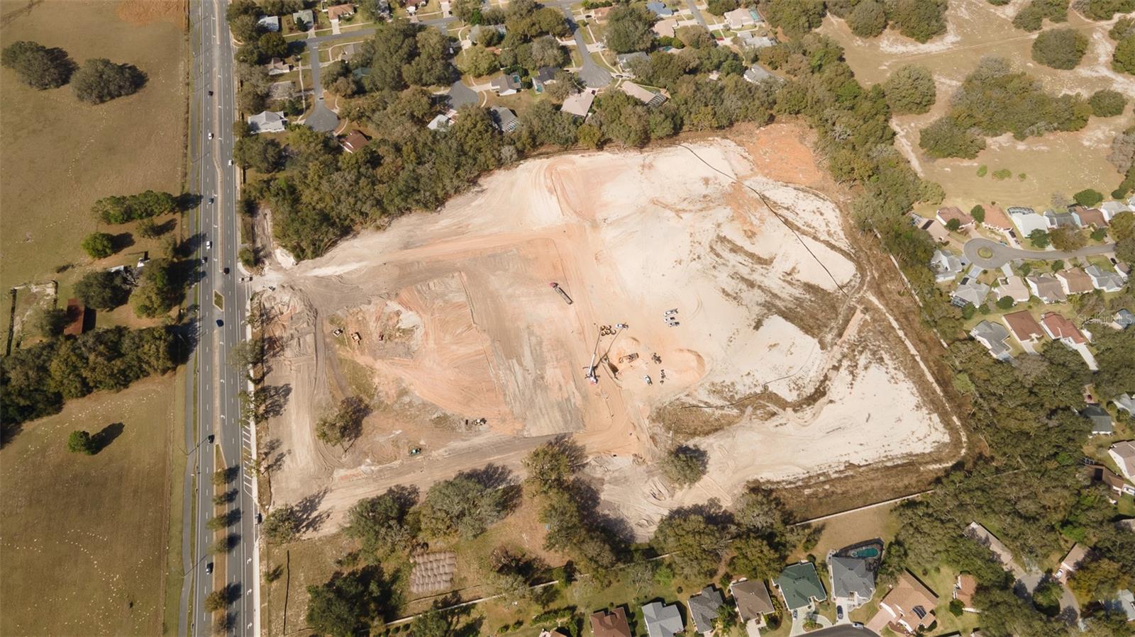 1135 HWY 466, LADY LAKE, FL, 32159