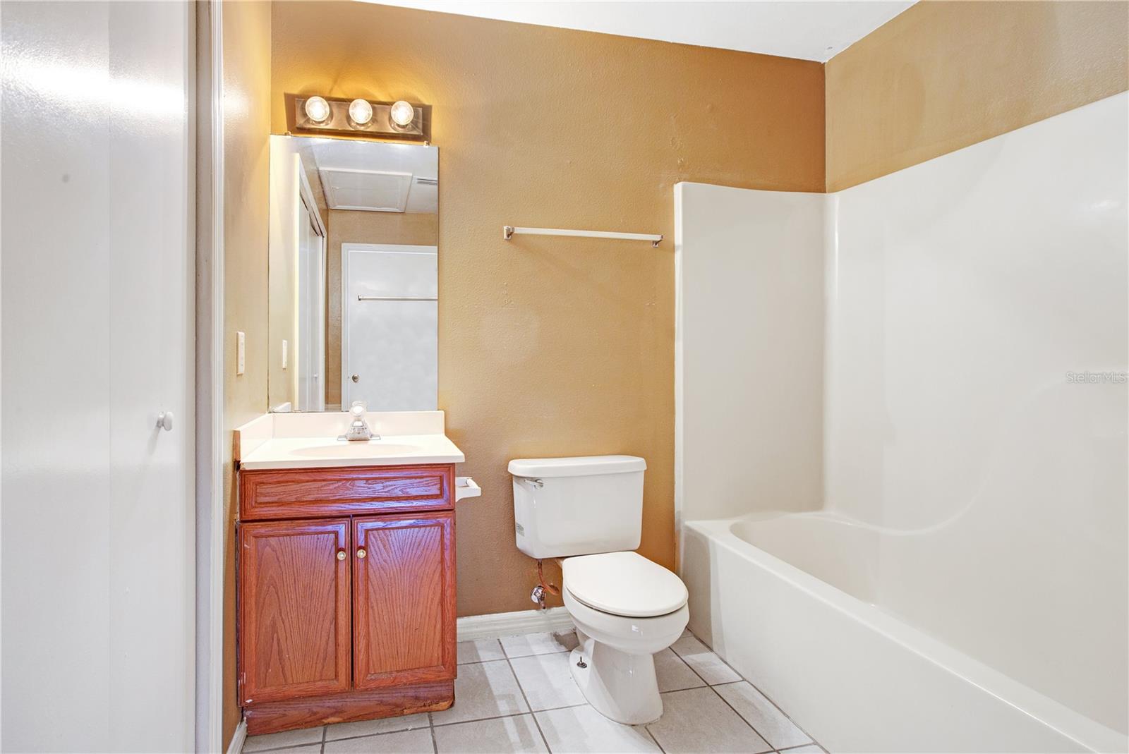 1935 BONNEVILLE DR, ORLANDO, FL, 32826