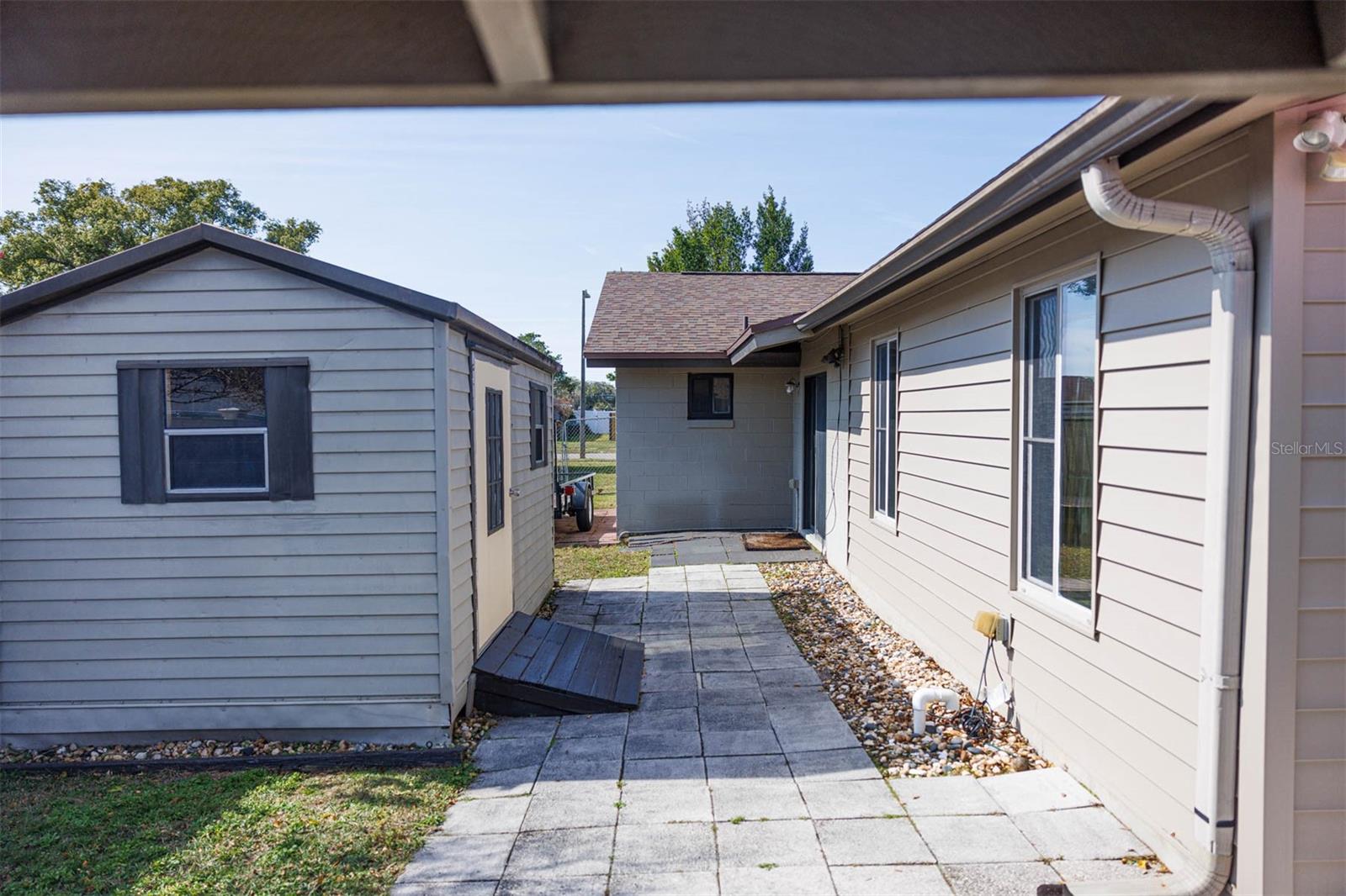 203 DOVERWOOD RD, FERN PARK, FL, 32730
