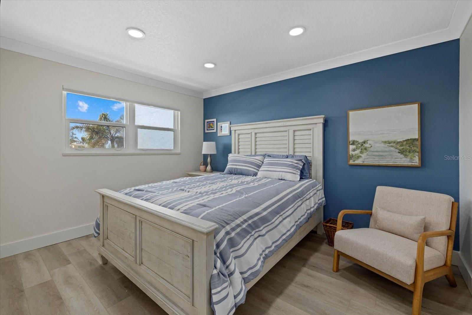 9393 MIDNIGHT PASS RD #302, SARASOTA, FL, 34242