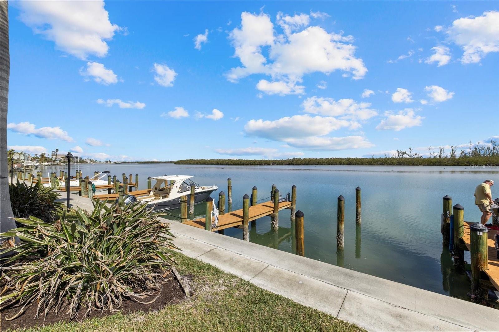 9393 MIDNIGHT PASS RD #302, SARASOTA, FL, 34242