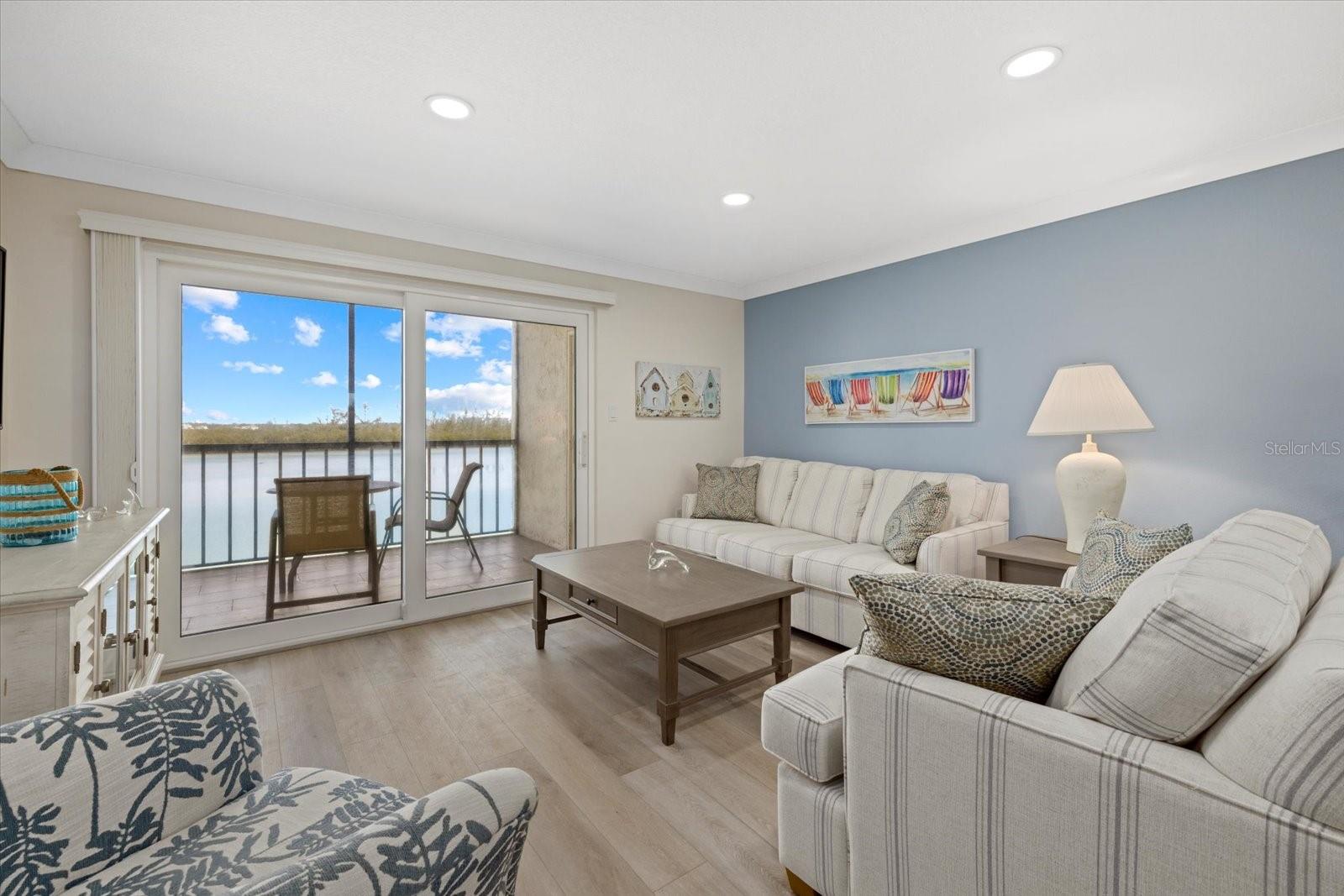 9393 MIDNIGHT PASS RD #302, SARASOTA, FL, 34242
