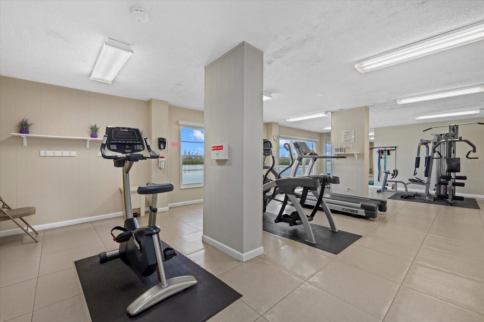 9393 MIDNIGHT PASS RD #302, SARASOTA, FL, 34242