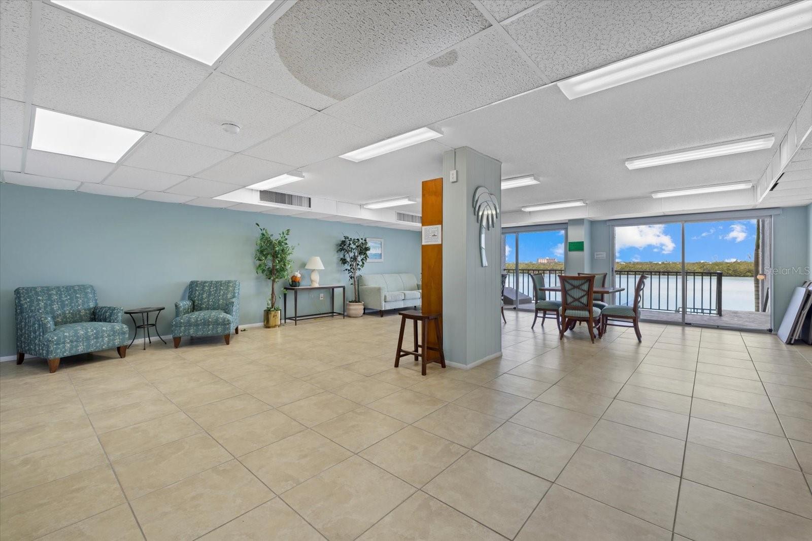 9393 MIDNIGHT PASS RD #302, SARASOTA, FL, 34242
