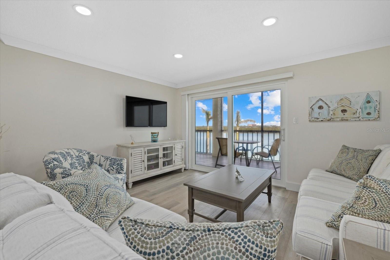 9393 MIDNIGHT PASS RD #302, SARASOTA, FL, 34242