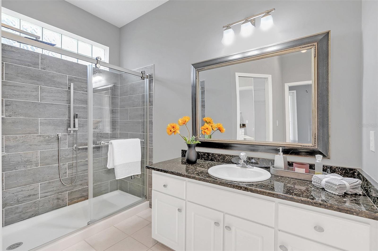 303 FOXHILL CT, DEBARY, FL, 32713