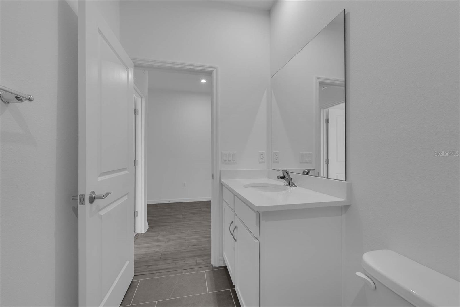 1200 WHITE ASH LOOP, DELAND, FL, 32720