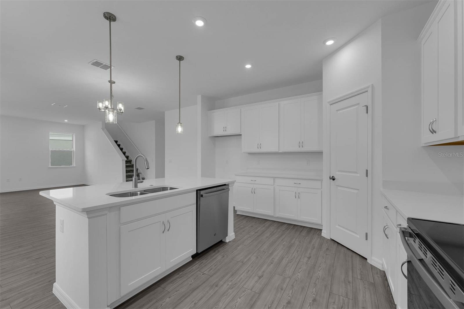 1200 WHITE ASH LOOP, DELAND, FL, 32720