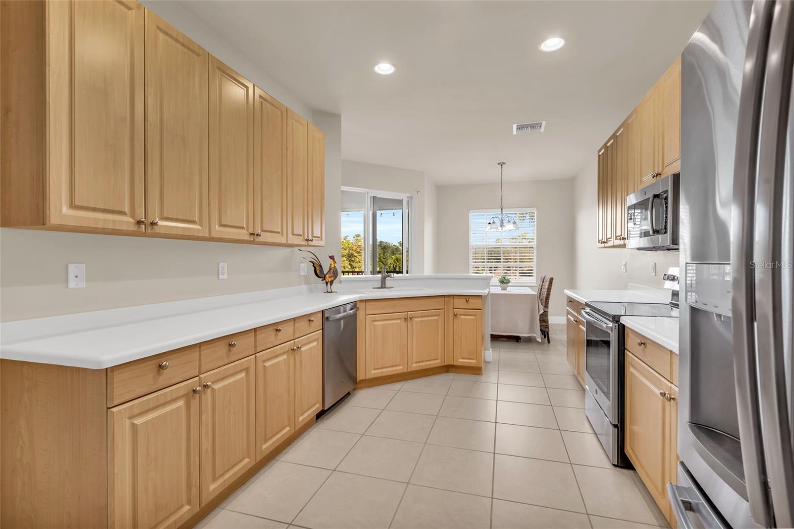 5560 BERKSHIRE DR #202, FORT MYERS, FL, 33912