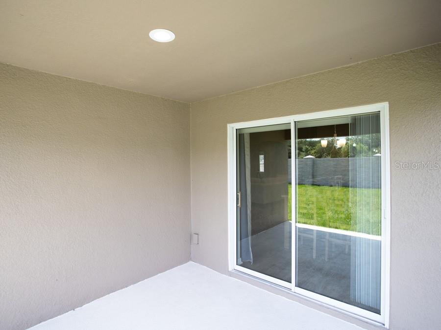 6042 MANGROVE CREEK RD, WIMAUMA, FL, 33598