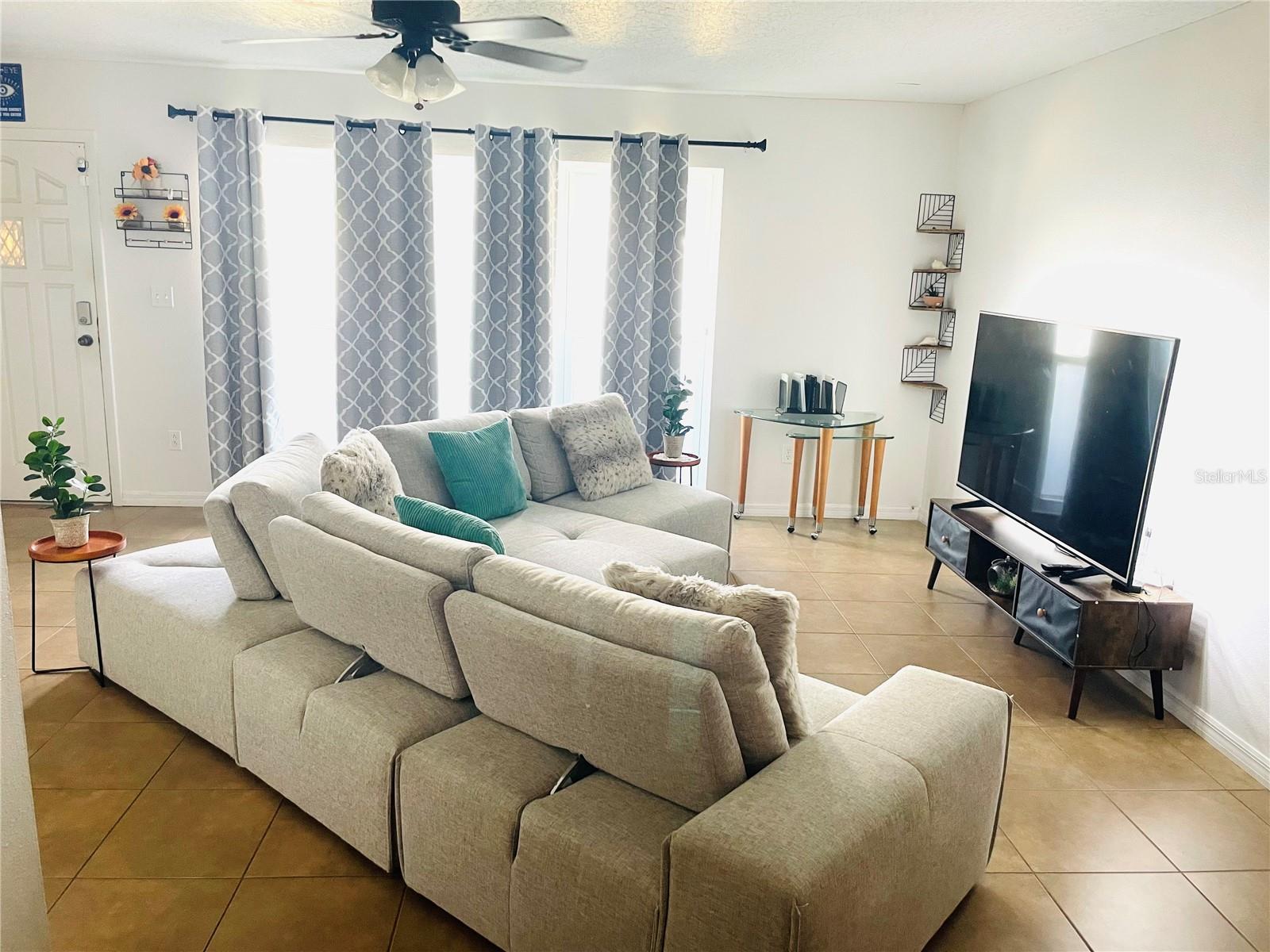 815 HAMPTON DR NE, PALM BAY, FL, 32905