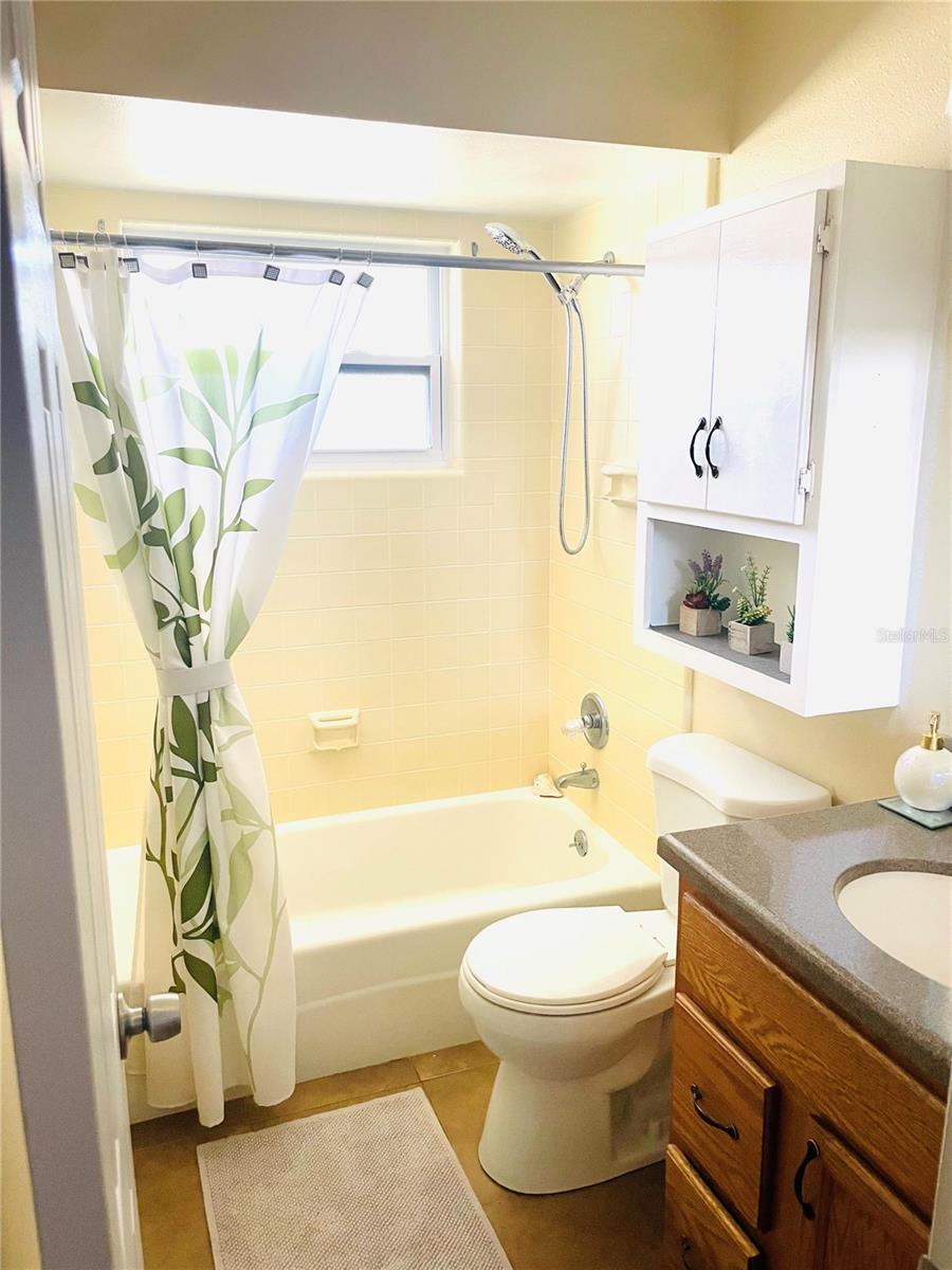 815 HAMPTON DR NE, PALM BAY, FL, 32905