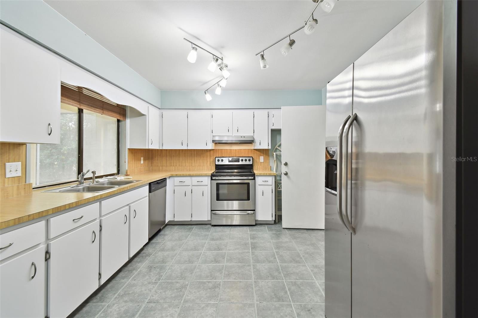 3457 CHRISTINA GROVES LN, LAKELAND, FL, 33813