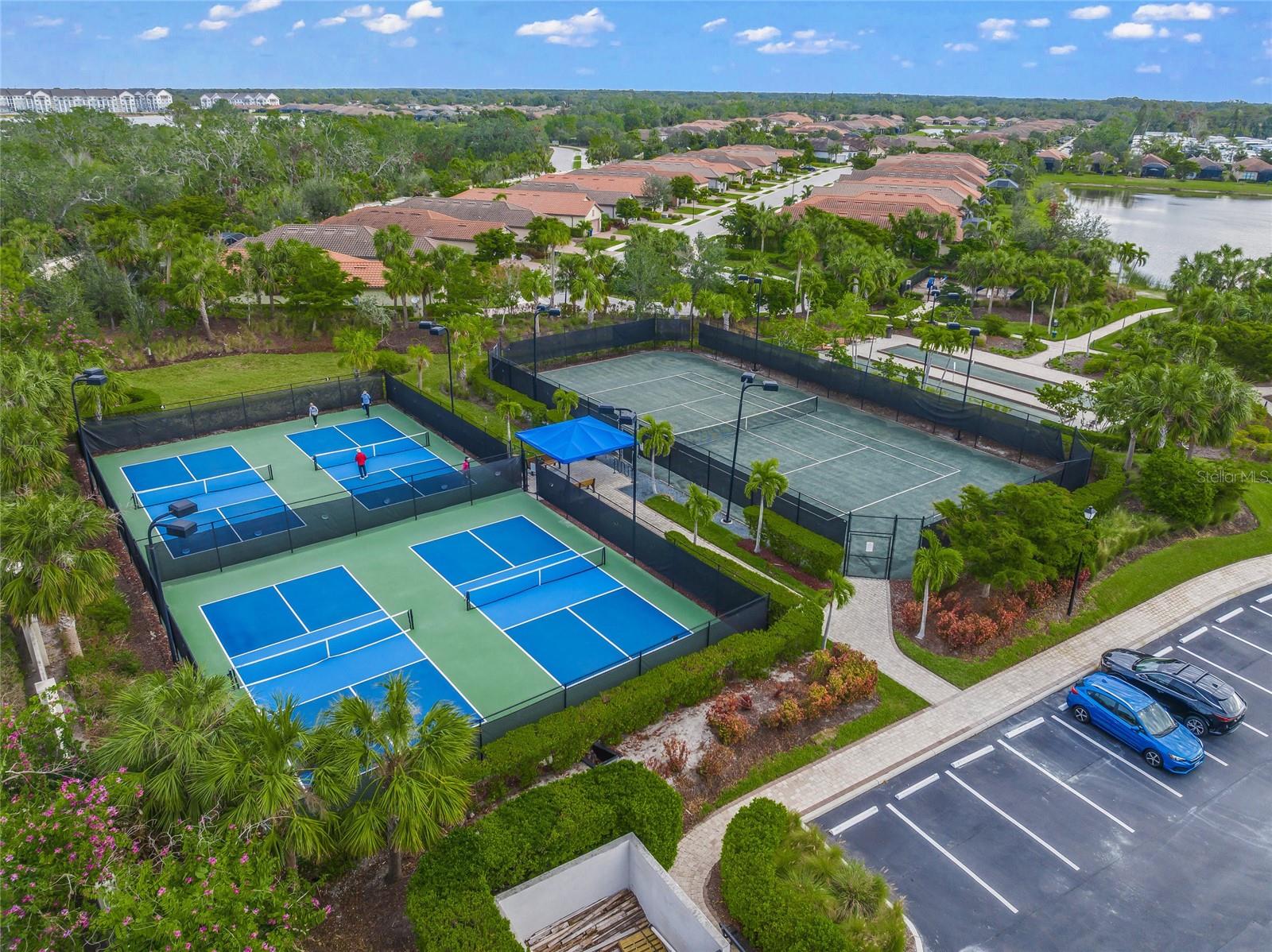 5892 SEMOLINO ST, NOKOMIS, FL, 34275