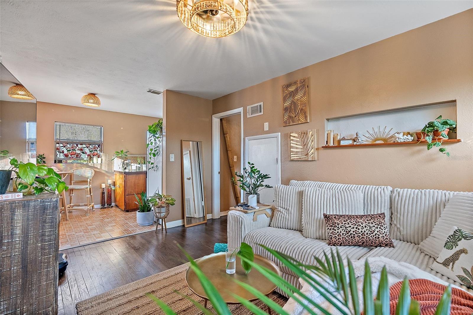 1429 35TH AVE N, ST PETERSBURG, FL, 33704