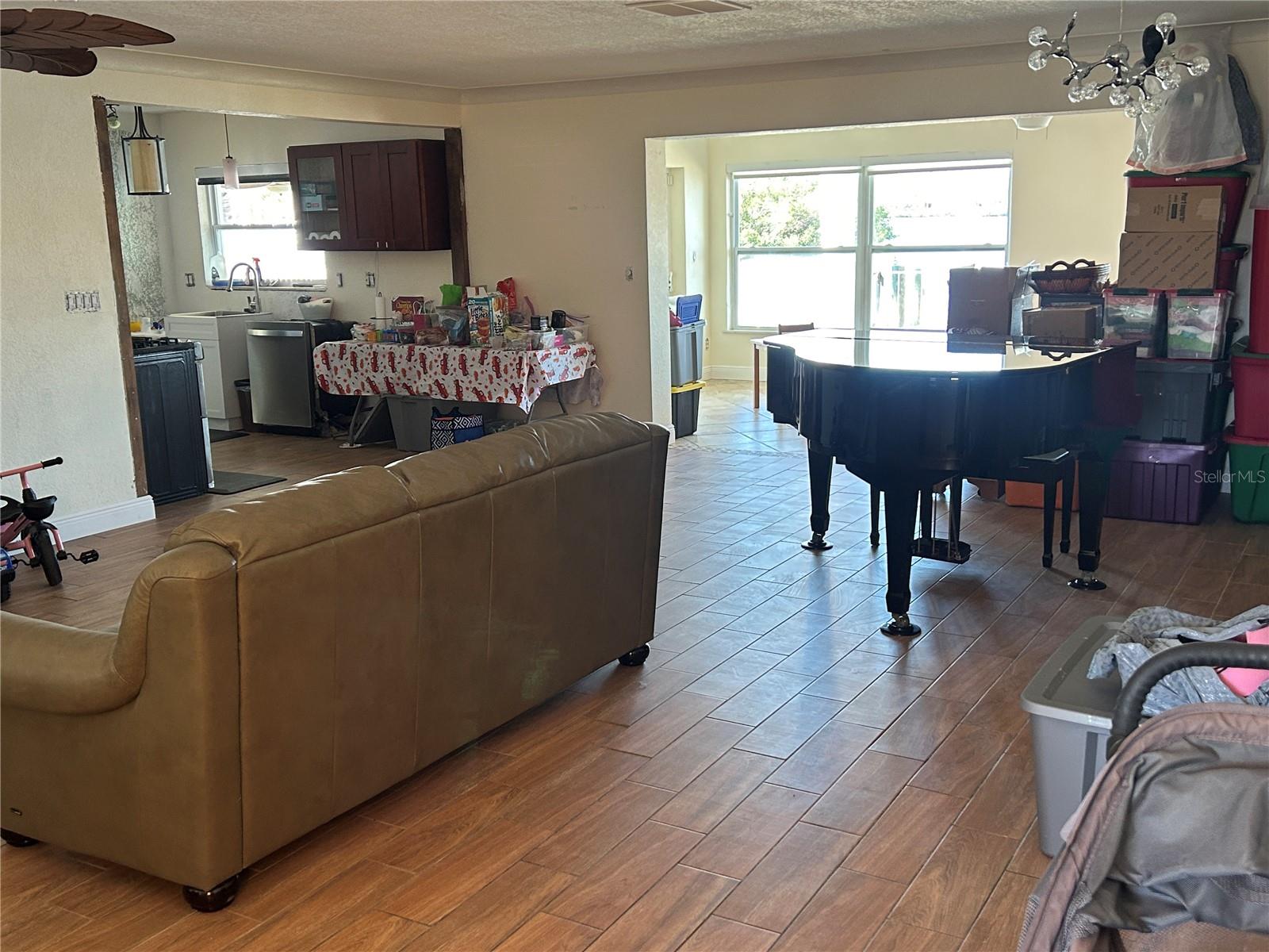 1371 SEA GULL DR S, ST PETERSBURG, FL, 33707