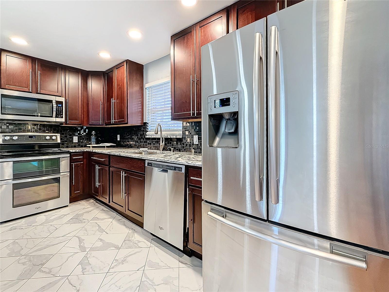 2446 BELLEAIR RD, CLEARWATER, FL, 33764