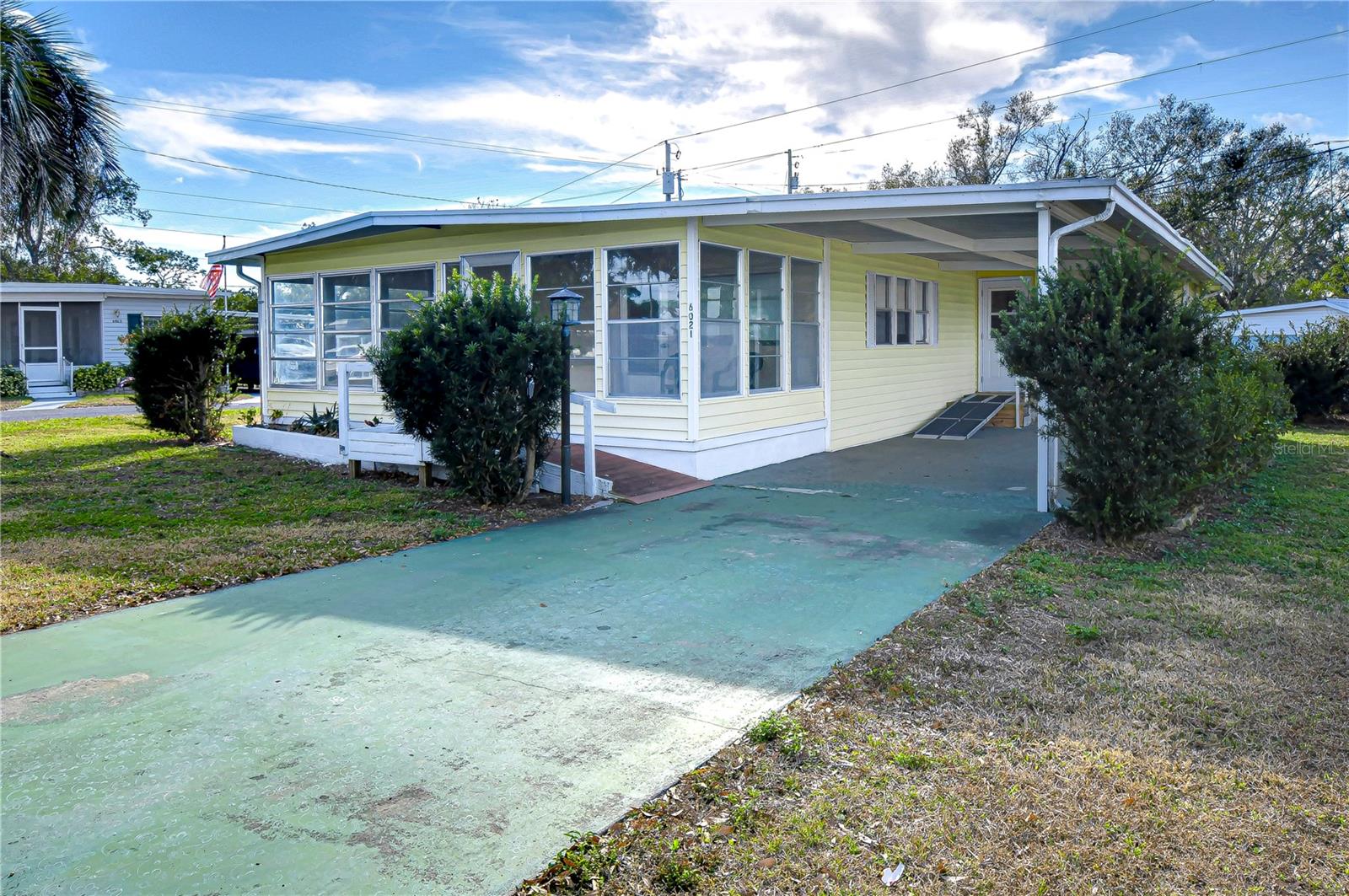6021 RIDGEWOOD DR, ZEPHYRHILLS, FL, 33542