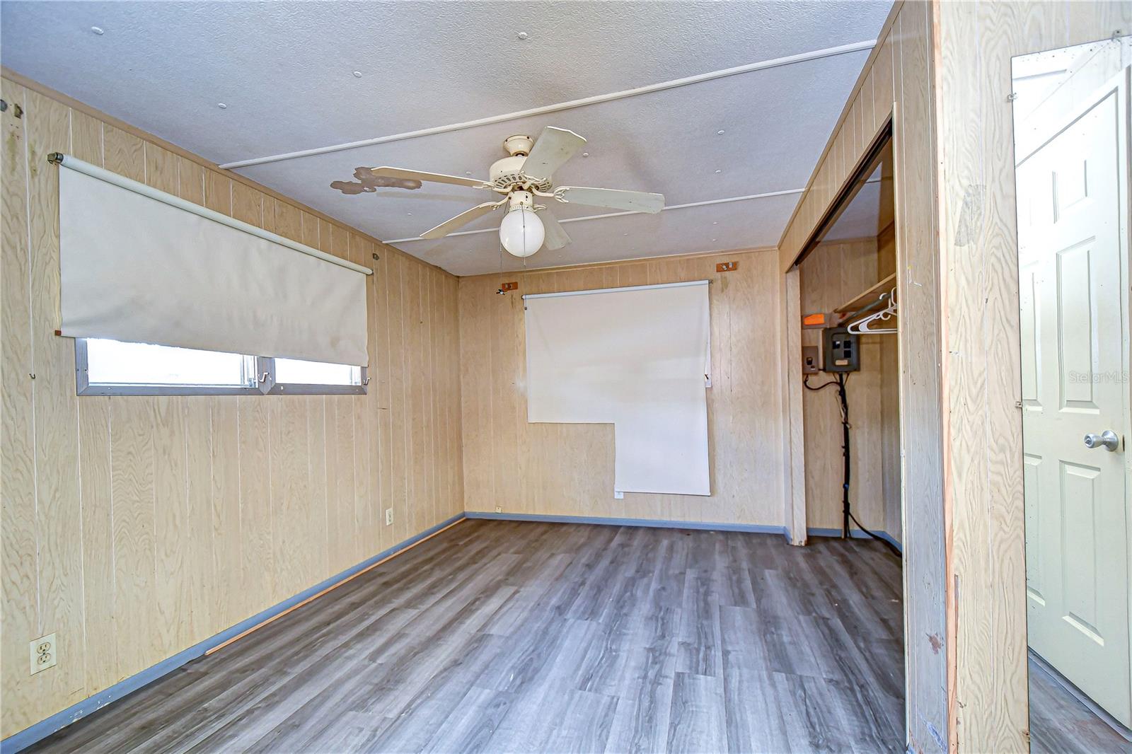 6021 RIDGEWOOD DR, ZEPHYRHILLS, FL, 33542