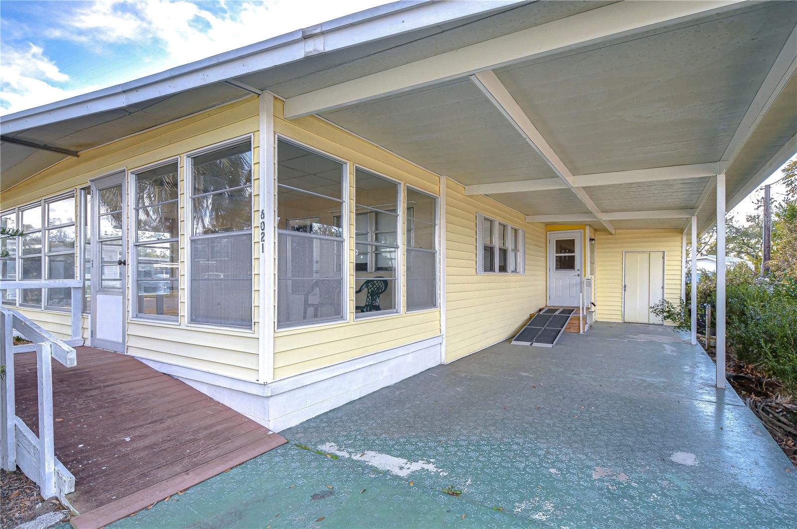 6021 RIDGEWOOD DR, ZEPHYRHILLS, FL, 33542