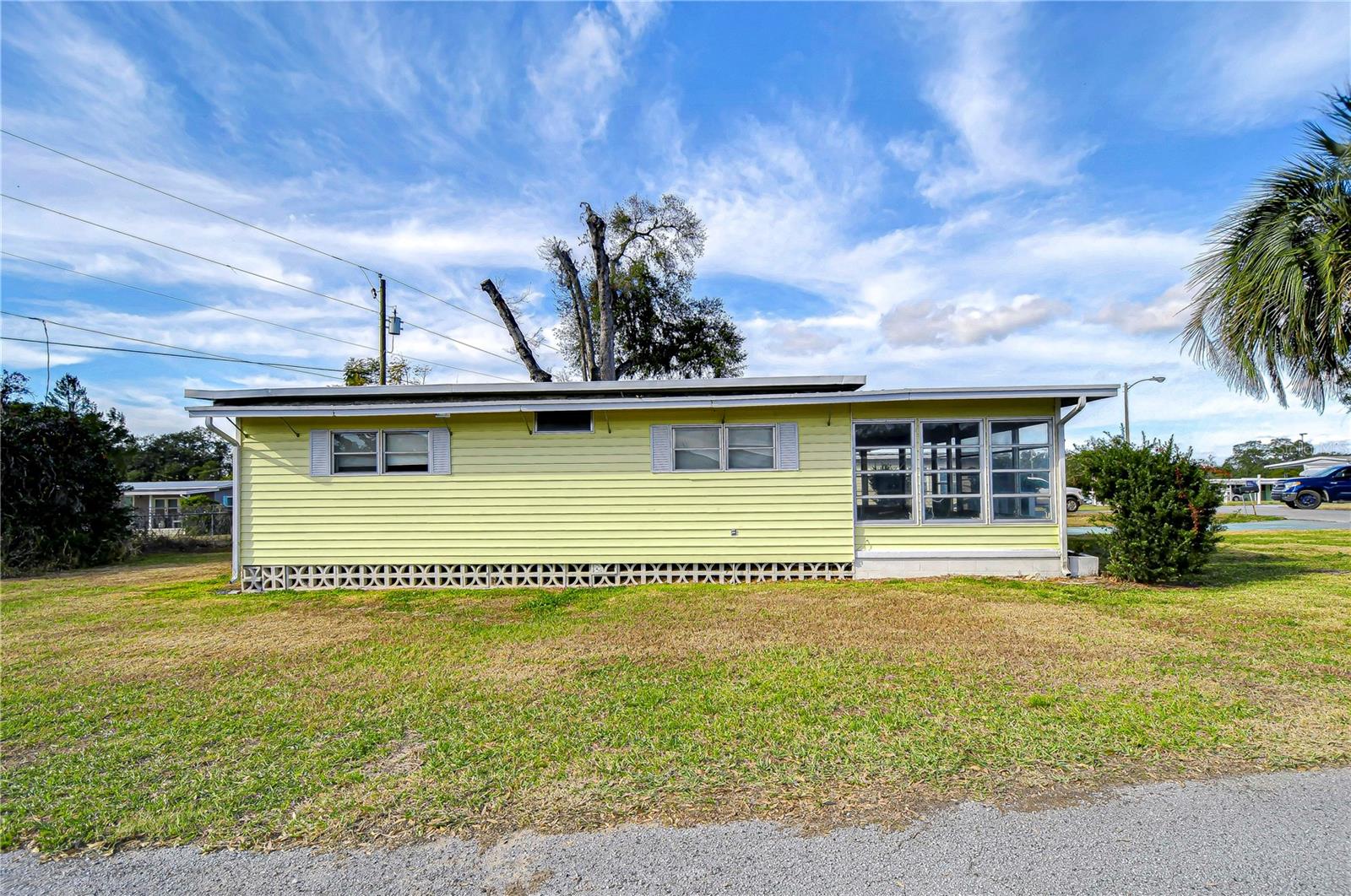 6021 RIDGEWOOD DR, ZEPHYRHILLS, FL, 33542