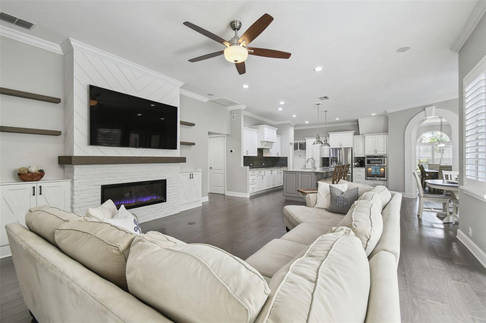 10524 GREENCREST DR, TAMPA, FL, 33626