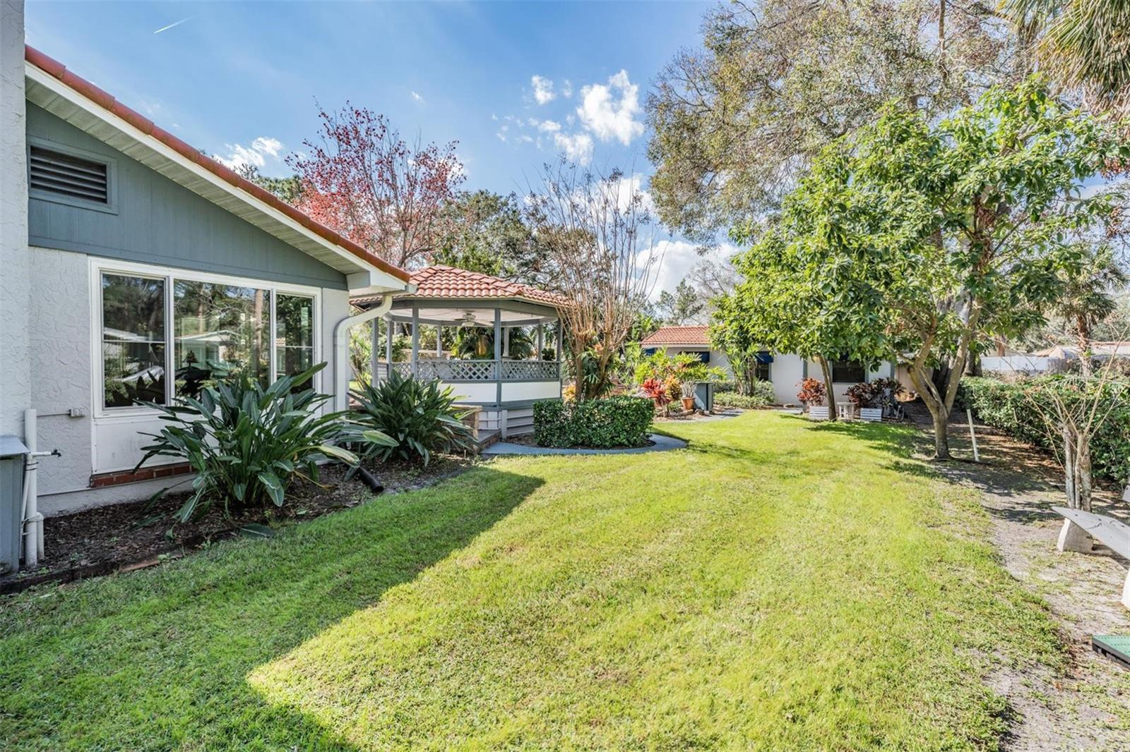 7922 FLOWERFIELD DR, TAMPA, FL, 33615