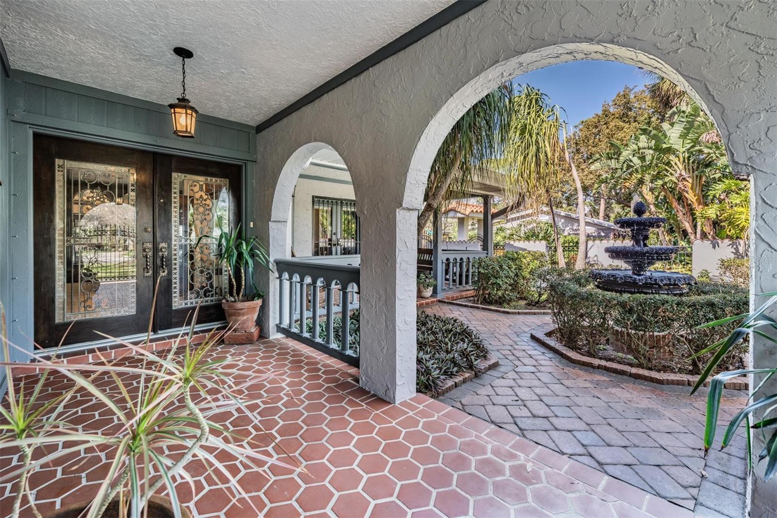 7922 FLOWERFIELD DR, TAMPA, FL, 33615