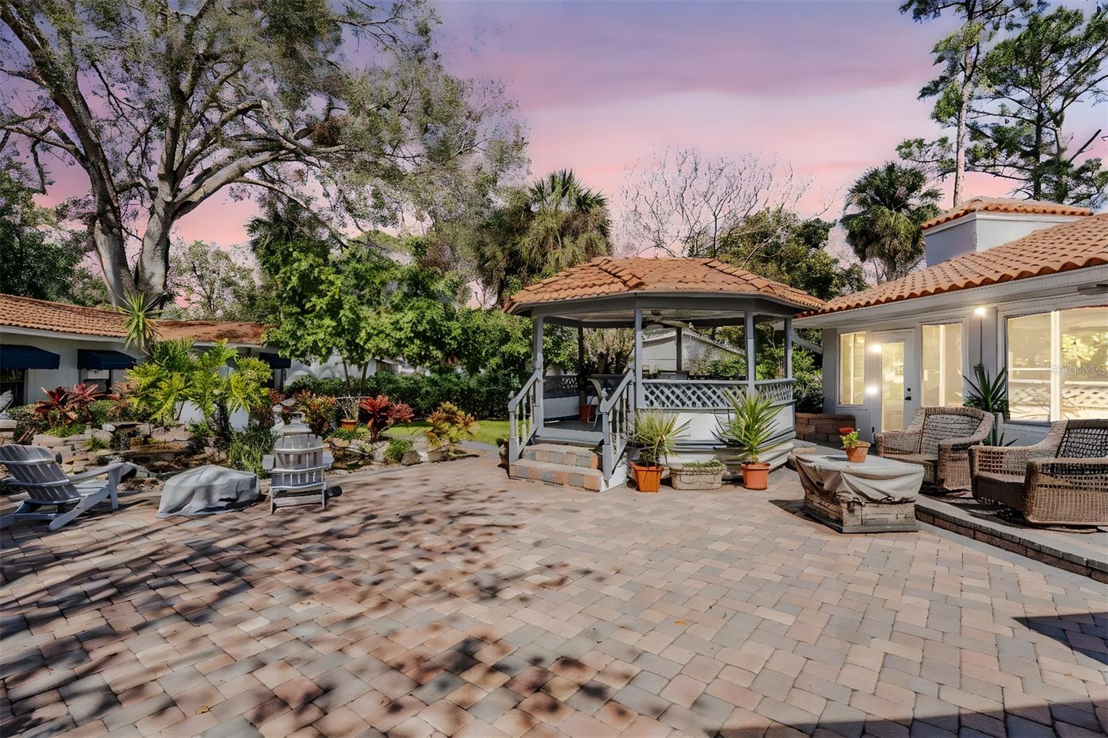 7922 FLOWERFIELD DR, TAMPA, FL, 33615