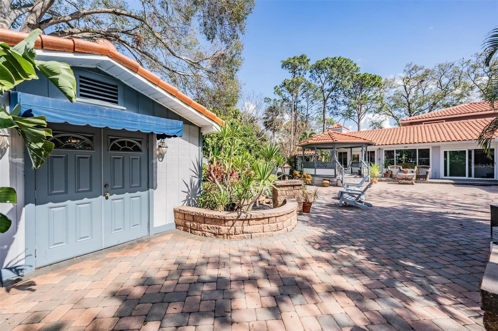7922 FLOWERFIELD DR, TAMPA, FL, 33615