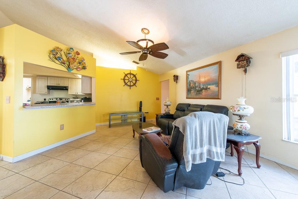 3907 77TH PL E, SARASOTA, FL, 34243