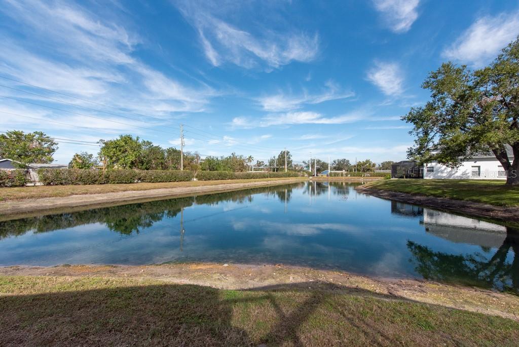 3907 77TH PL E, SARASOTA, FL, 34243