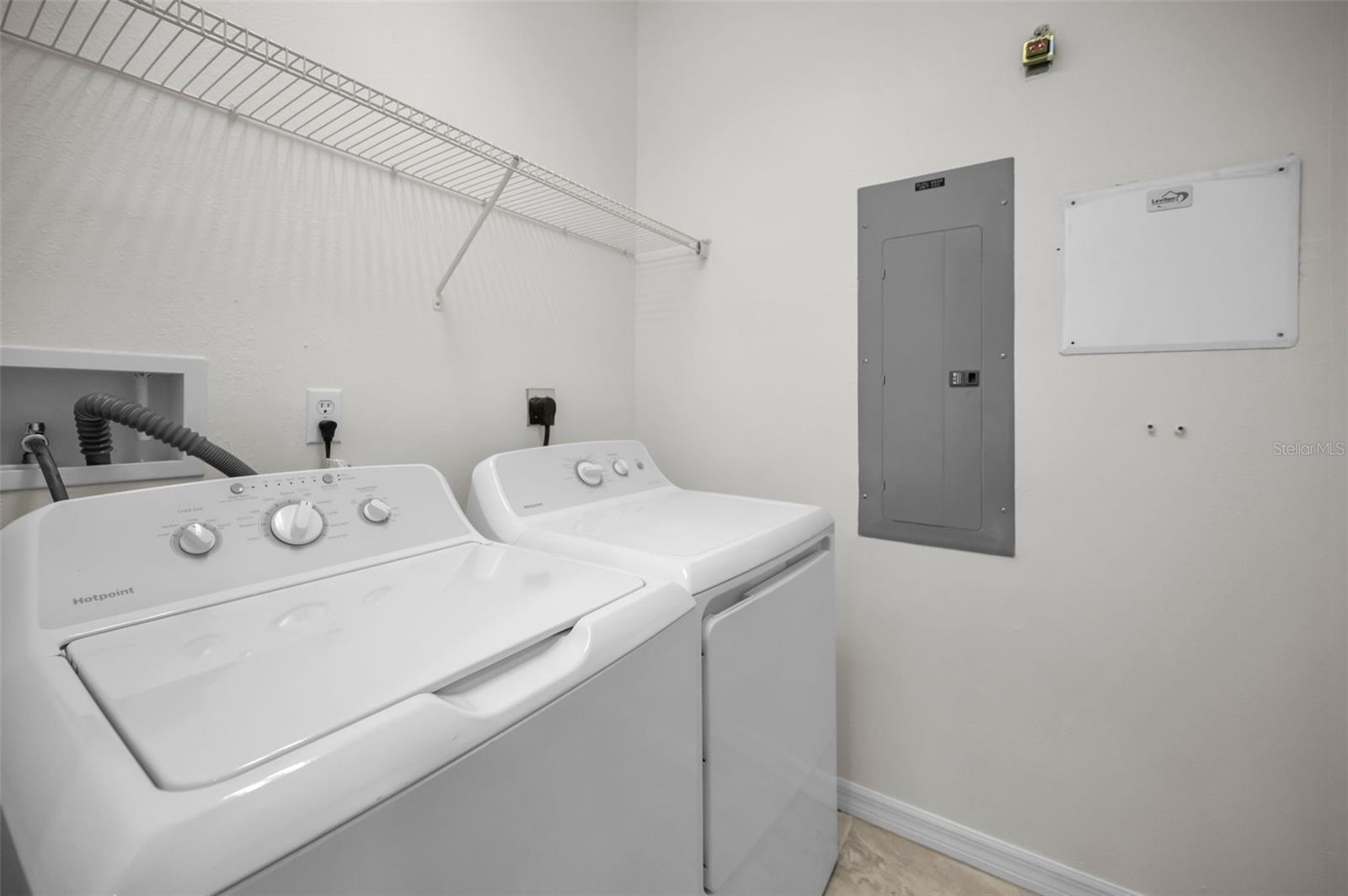 606 WELLS CT #202, CLEARWATER, FL, 33756