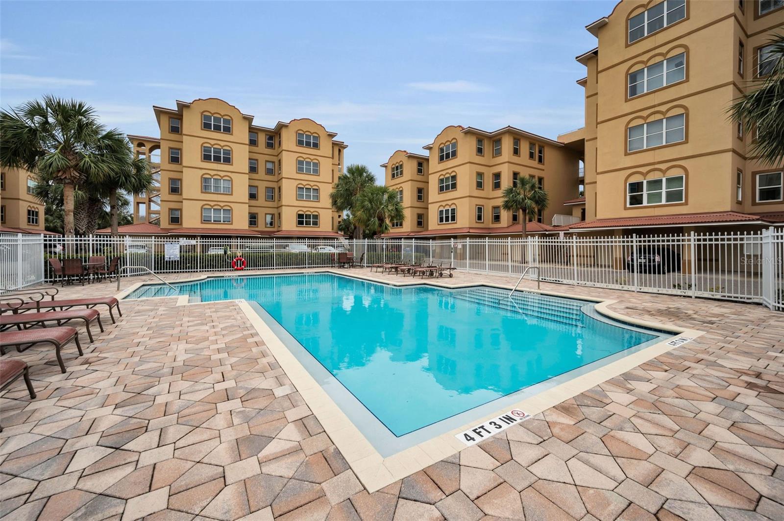 606 WELLS CT #202, CLEARWATER, FL, 33756