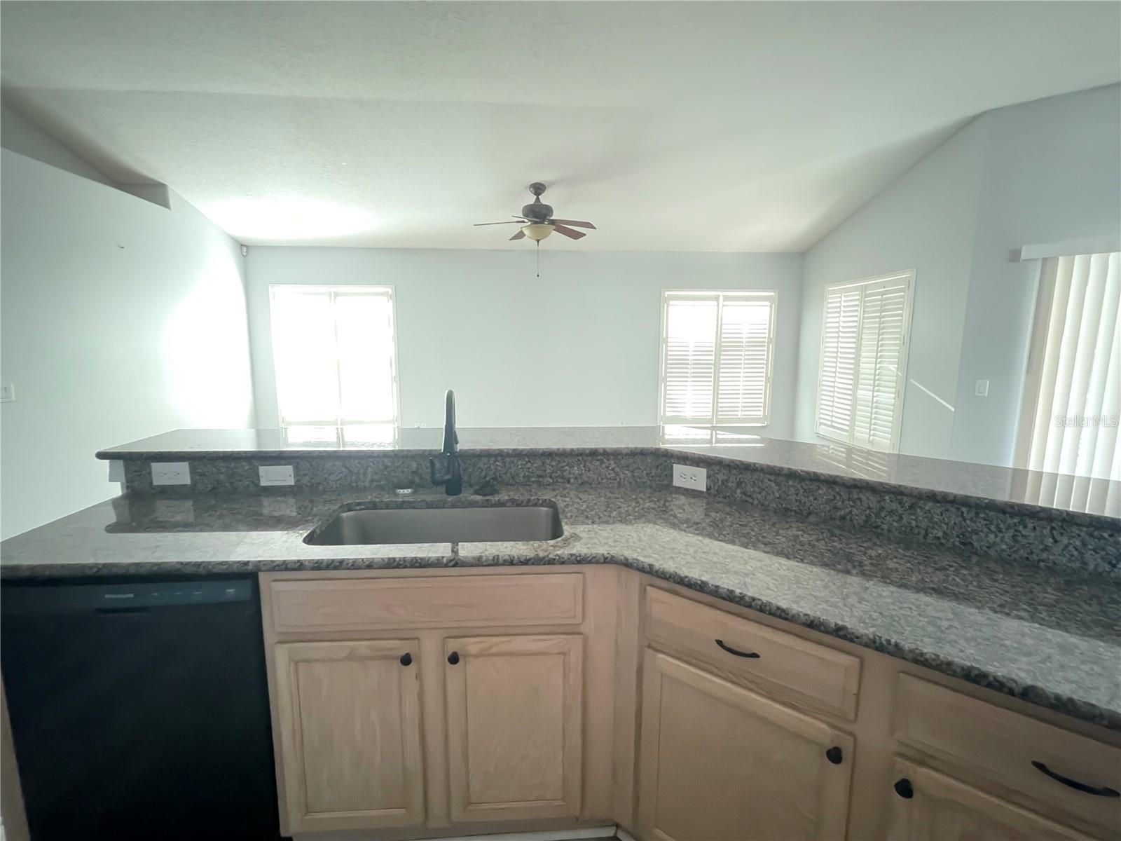 30 BIRCHWOOD DR, PALM COAST, FL, 32137