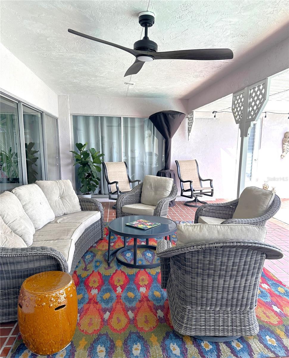 917 S GONDOLA DR, VENICE, FL, 34293