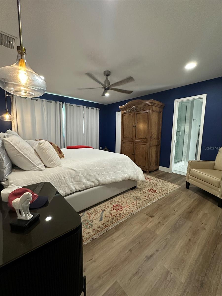 917 S GONDOLA DR, VENICE, FL, 34293