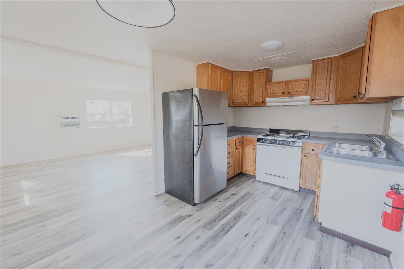 1911 S LINCOLN AVE, LAKELAND, FL, 33803