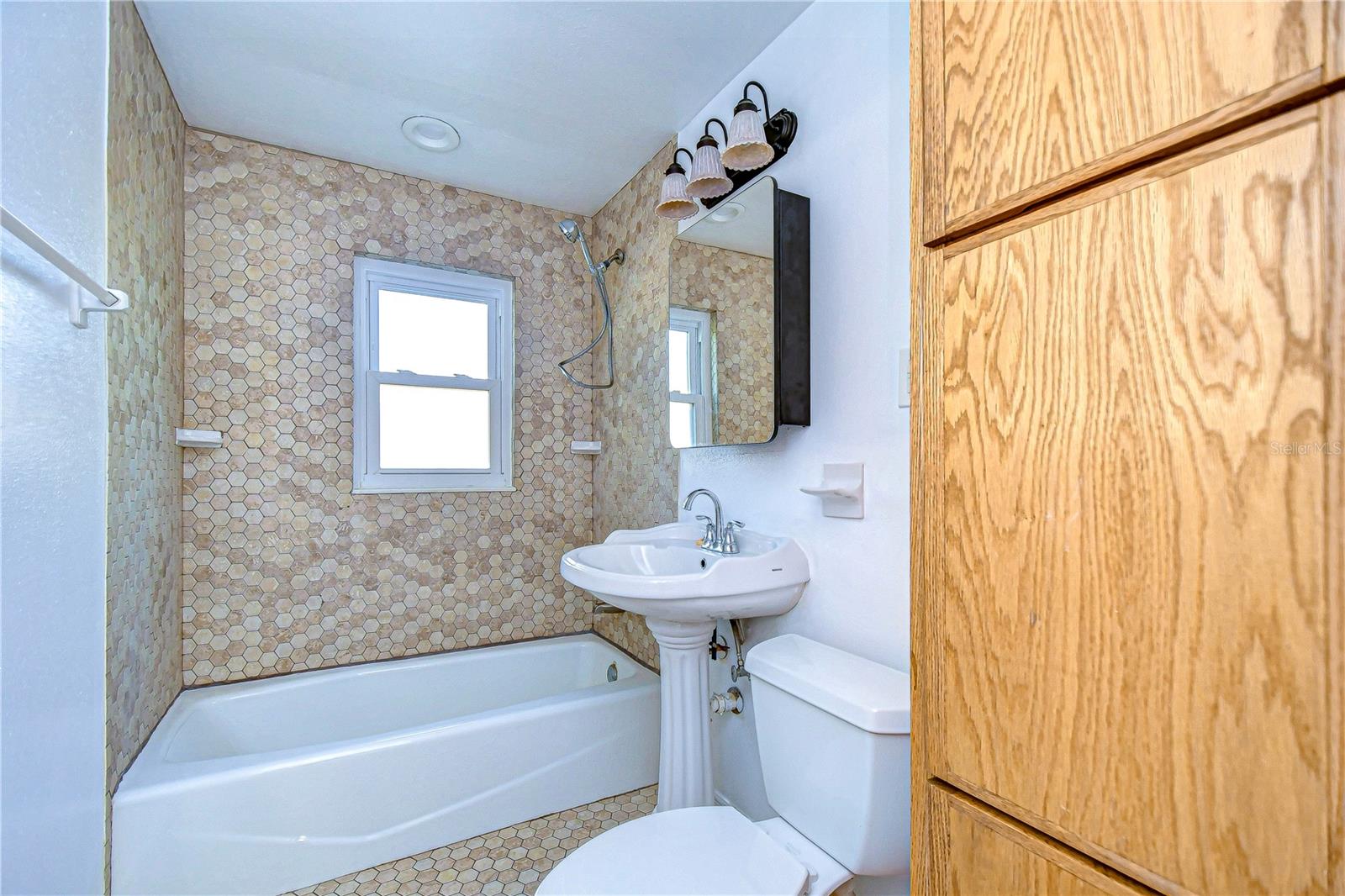 5042 8TH ST, ZEPHYRHILLS, FL, 33542