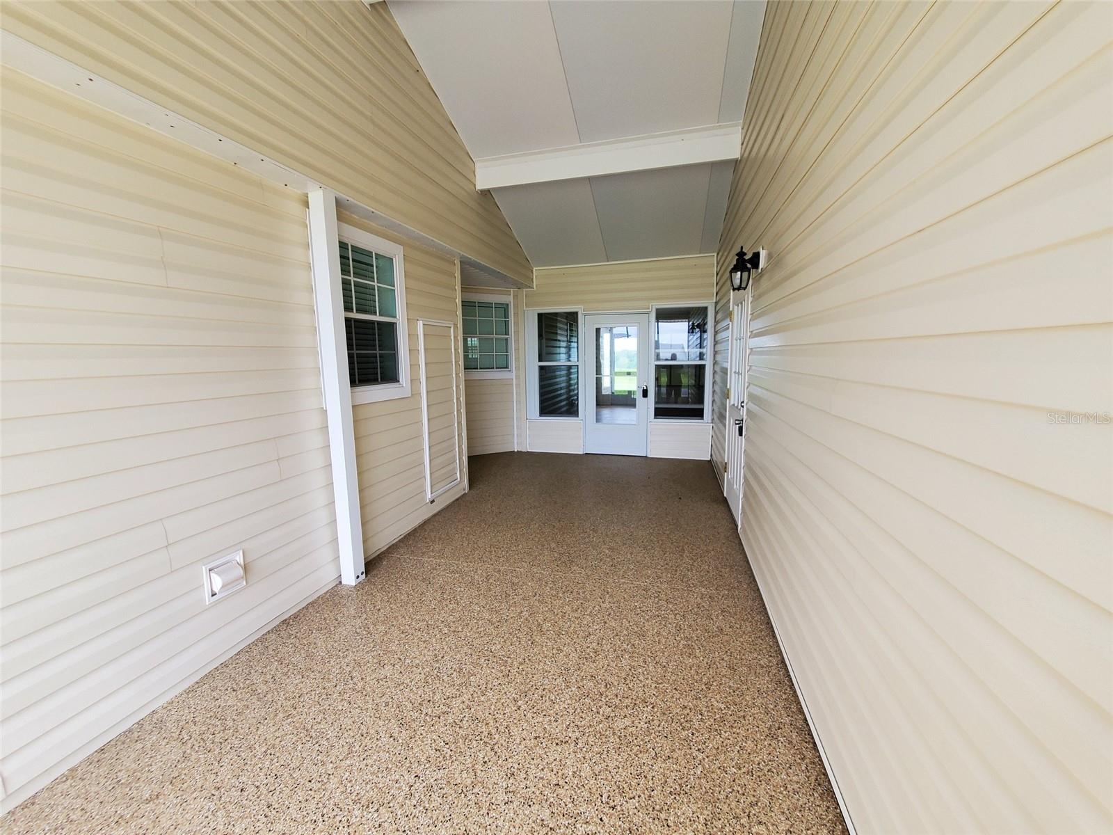 9012 FAIRWAY LOOP, DADE CITY, FL, 33525