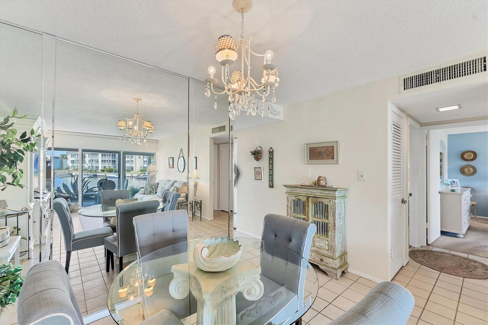 4350 CHATHAM DR #E106, LONGBOAT KEY, FL, 34228