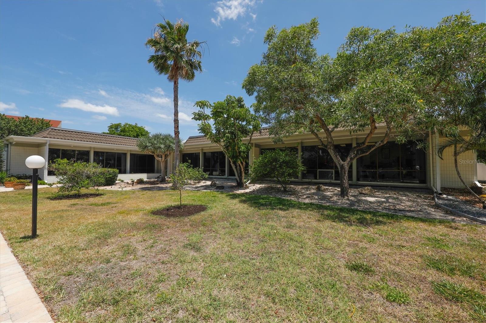 4350 CHATHAM DR #E106, LONGBOAT KEY, FL, 34228